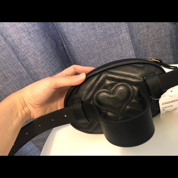 SOLD Gucci Small Marmont Matelasse Belt Bag - Picture 4 of 8